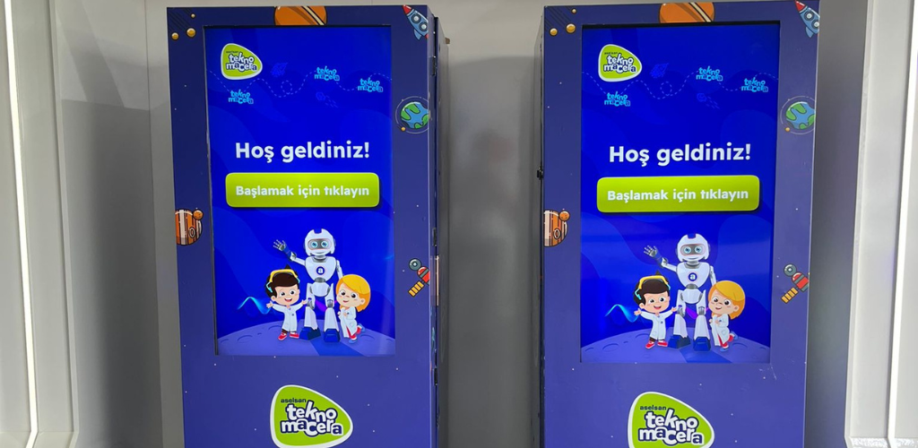 Interactive Gift Vending Machine